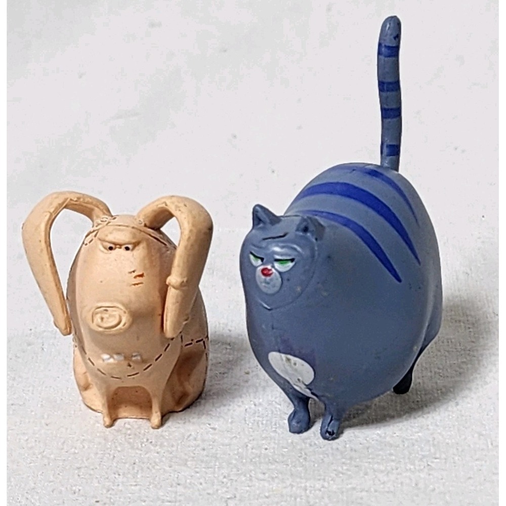 The Secret Life Of Pets Lot of 2 Figures Chloe and Tattoo Pig and Cat Mini